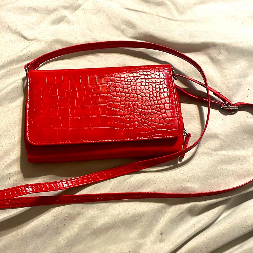 COPY - Red snakeskin print purse